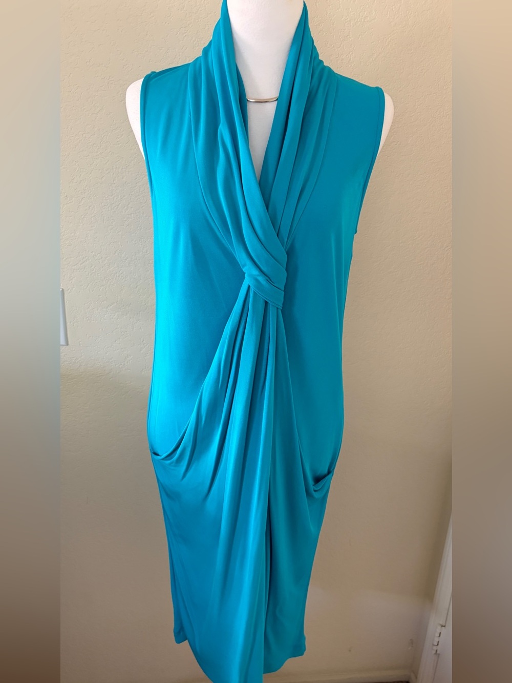 Diane Von Furstenberg Vintage Sleeveless Turquoise Knot-Front Draped Dress